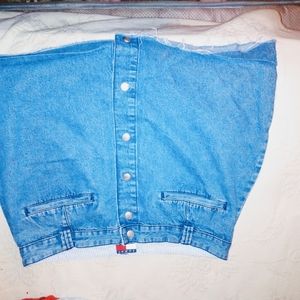 Tommy hilfiger vintage skirt beautiful !